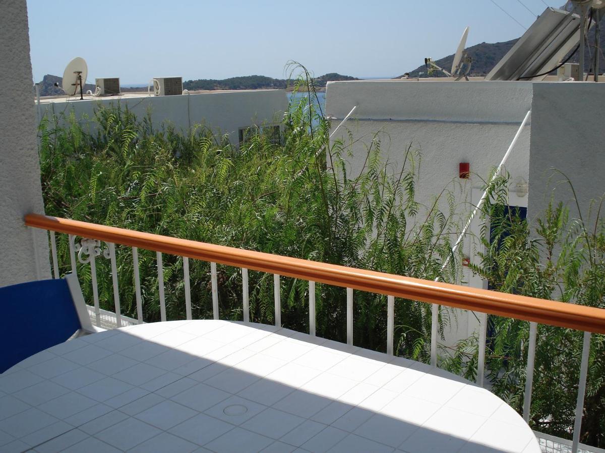 Tatsis Apartments Maszúri Kültér fotó